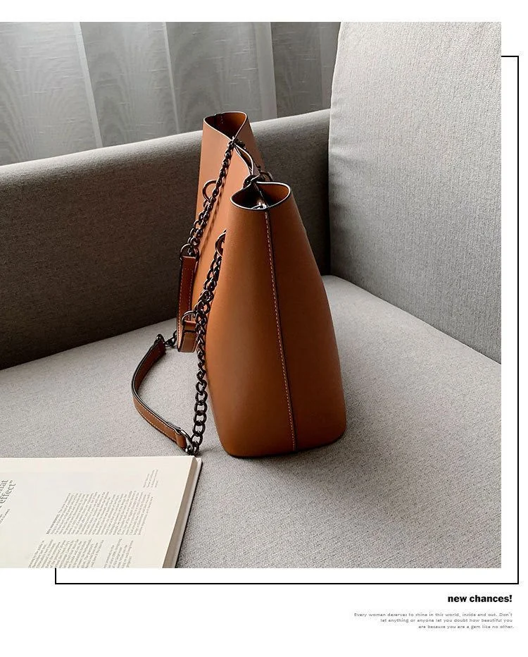 Signature Leather Tote